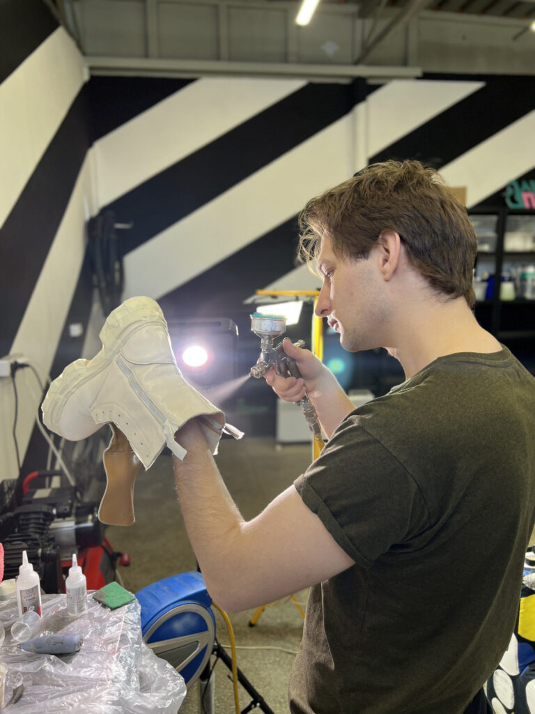 Изделия и процесс работы в мастерской PENA